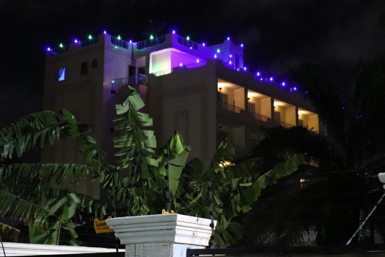 Maple Leaf Korean Hotel Accra Exterior photo