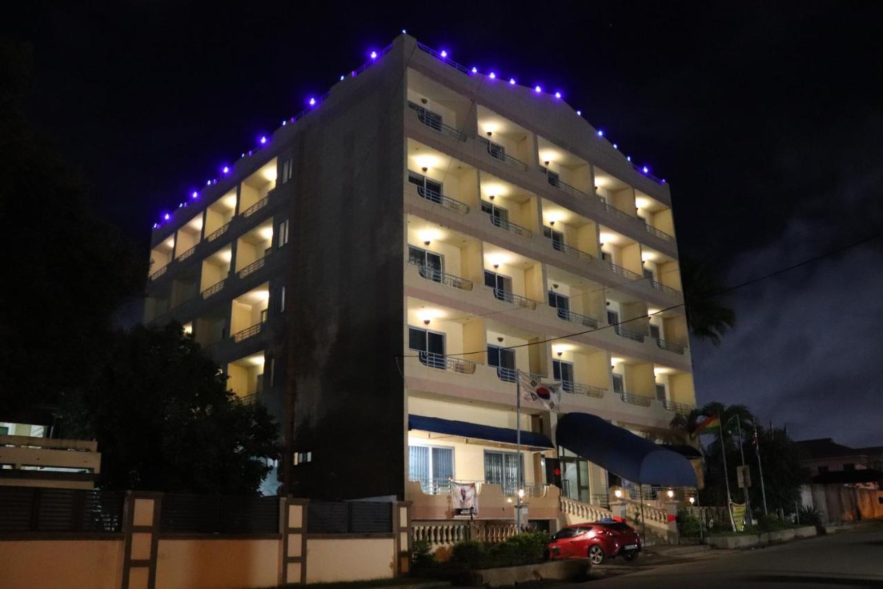 Maple Leaf Korean Hotel Accra Exterior photo