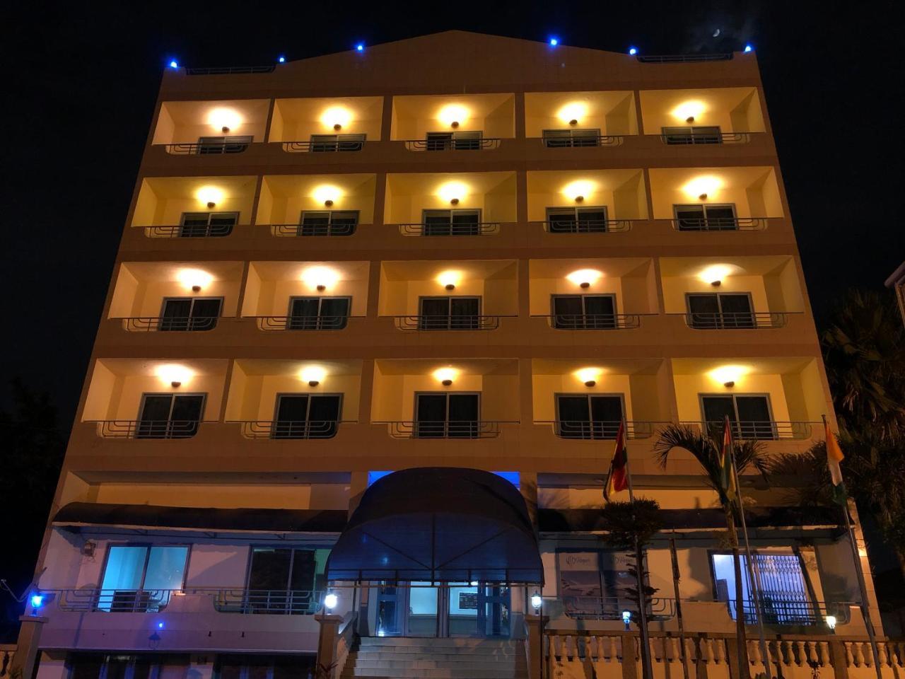 Maple Leaf Korean Hotel Accra Exterior photo